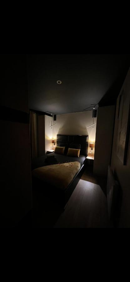Les Suites De Stanislas Jacuzzi & Spa Nancy Buitenkant foto